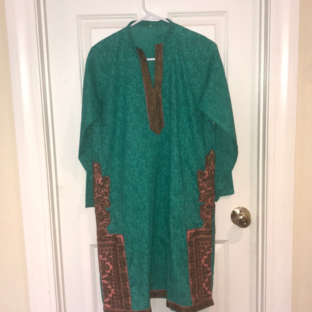 Cotton kurta with tilla embroidery